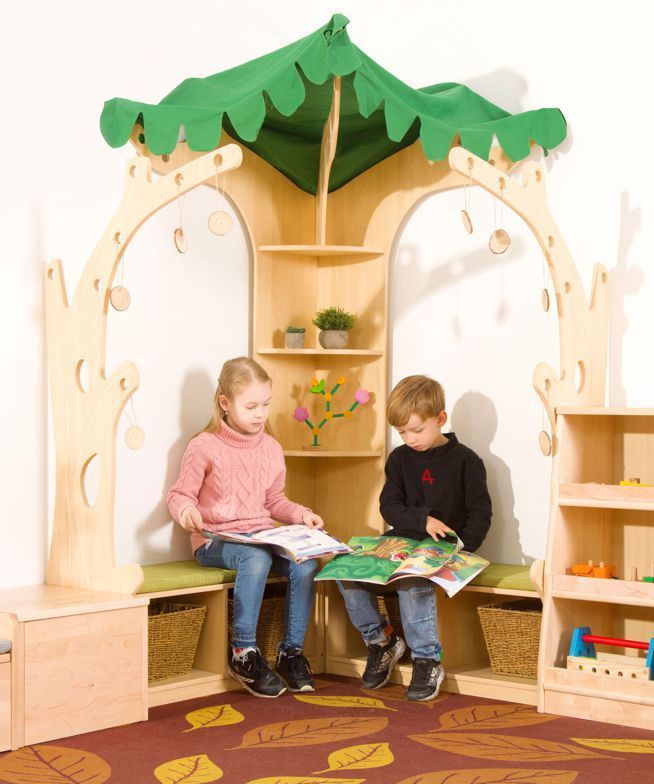 Leseecke Baum mit Teppich